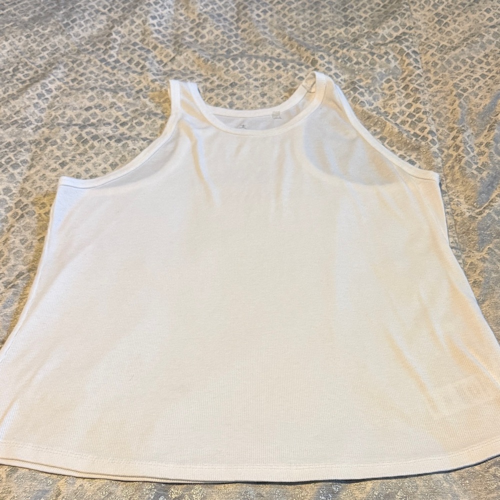 Danskin White Tank Top